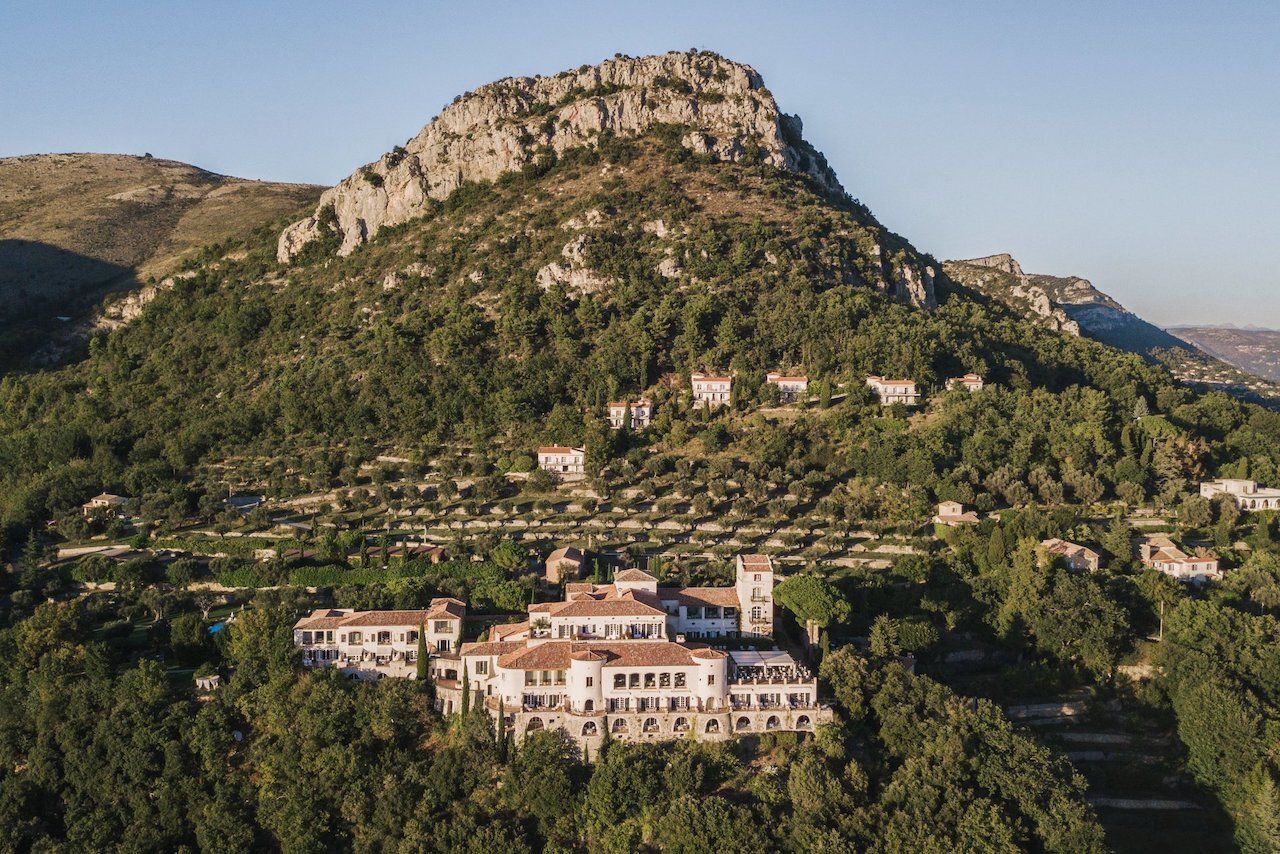 french-castle-Chateau-Saint-Martin